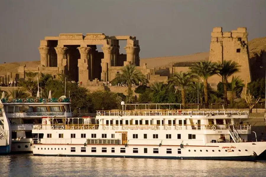 Bronze Nile cruise